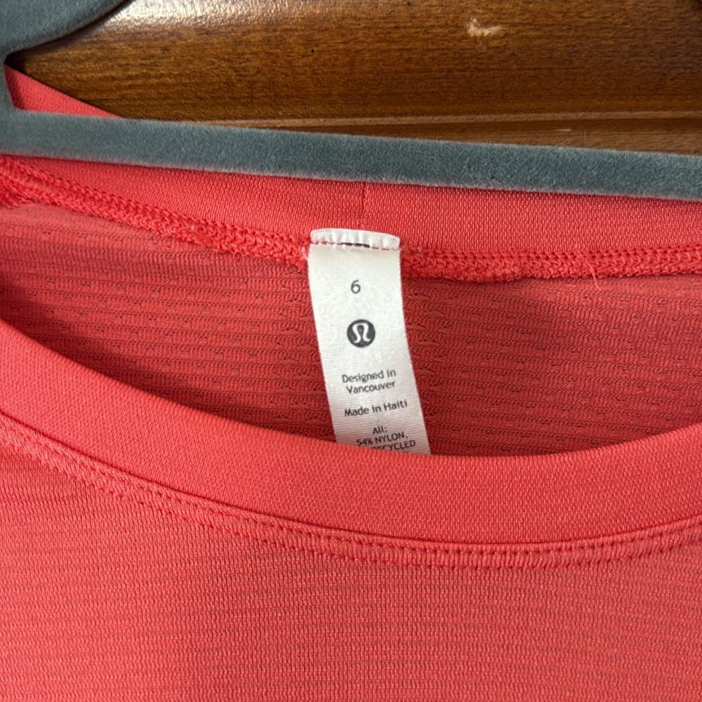 LULULEMON LONG SLEEVE SWIFTLY - Picture 2 of 4